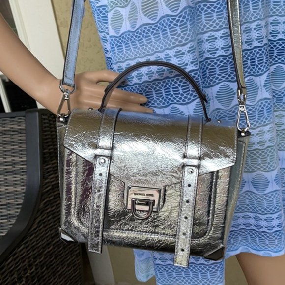 Michael Kors Manhattan Medium School Satchel - Picture 2 of 16